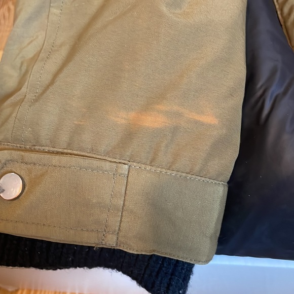 Zara Olive Green Winter Coat with Faux Fur Lining- Size Medium - Picture 8 of 8